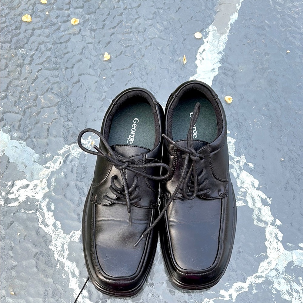 George Black Leather Oxfords with Moc-Toe Design